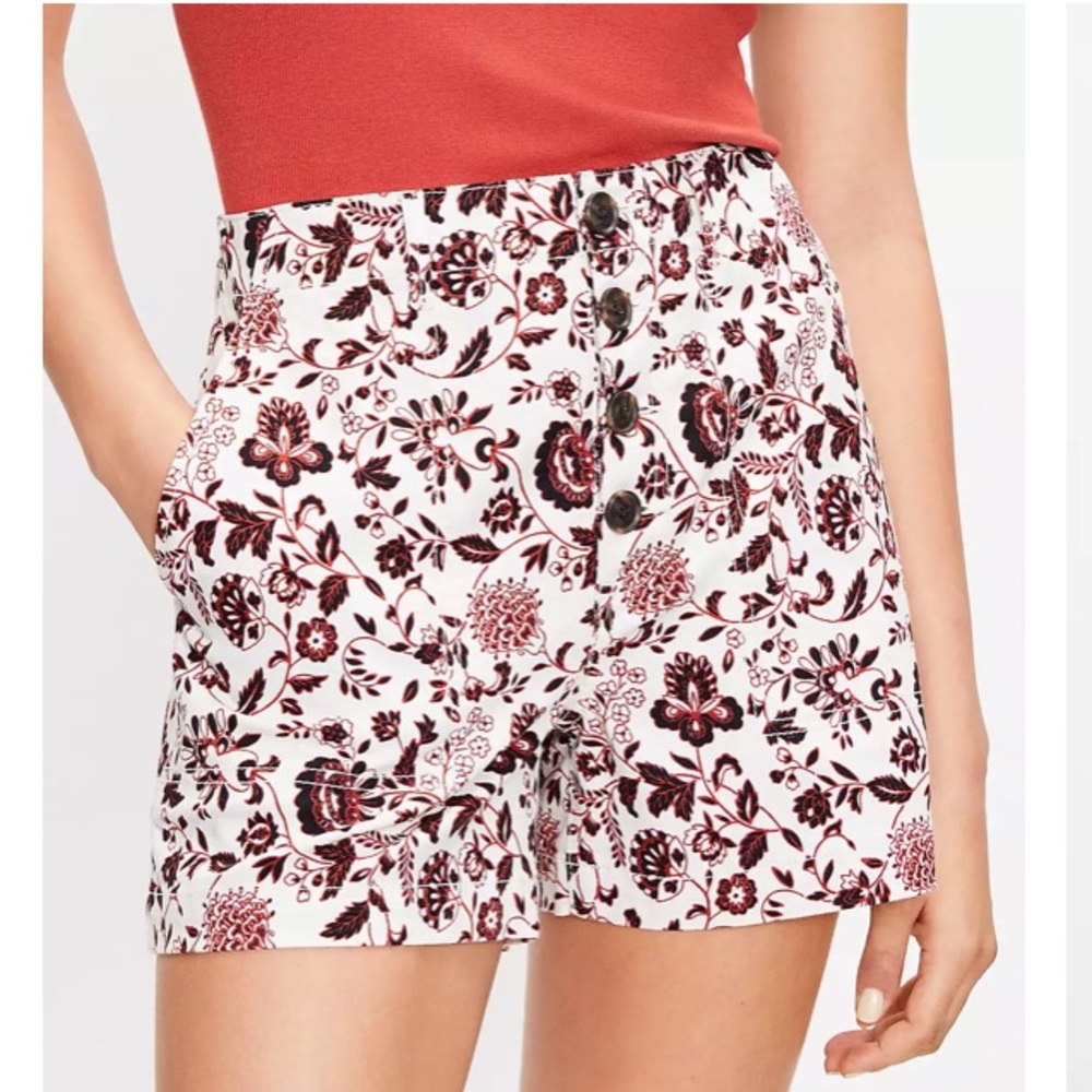 LOFT White High-Waist Floral Print Button-Front Shorts - NWOT